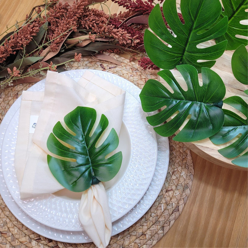 Charlo's Set 24 Green Monstera Leaf Tropical Napkin Rings Ecofriendly Pack for dining table decor